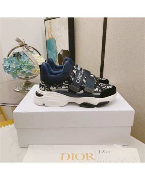 dior d wander sneakers|where to buy dior sneakers.